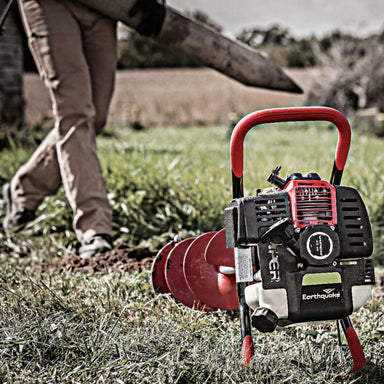 Earthquake E43 Auger Powerhead layed down on the Ground